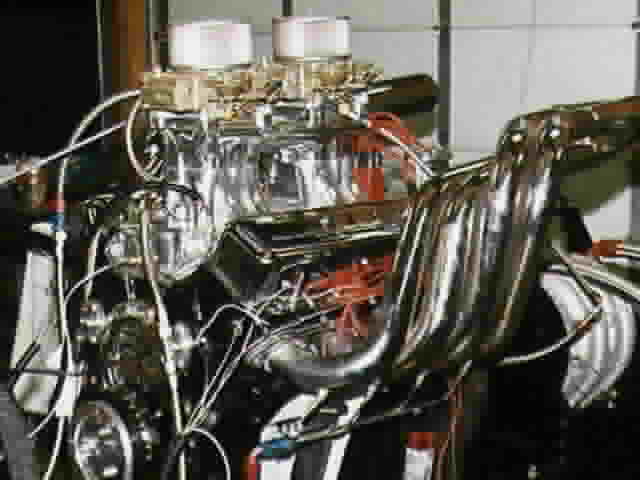 A big block Chevy on the RevSearch engine dyno, 13K img.